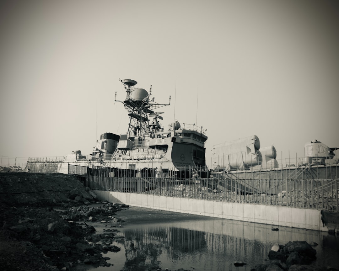 Naval Impasse: The US Blockade of the Strait of Hormuz Remains the Ultimate Red Line